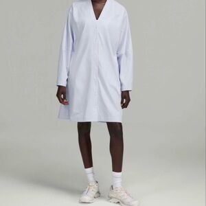 Lululemon WovenAir bottom front dress